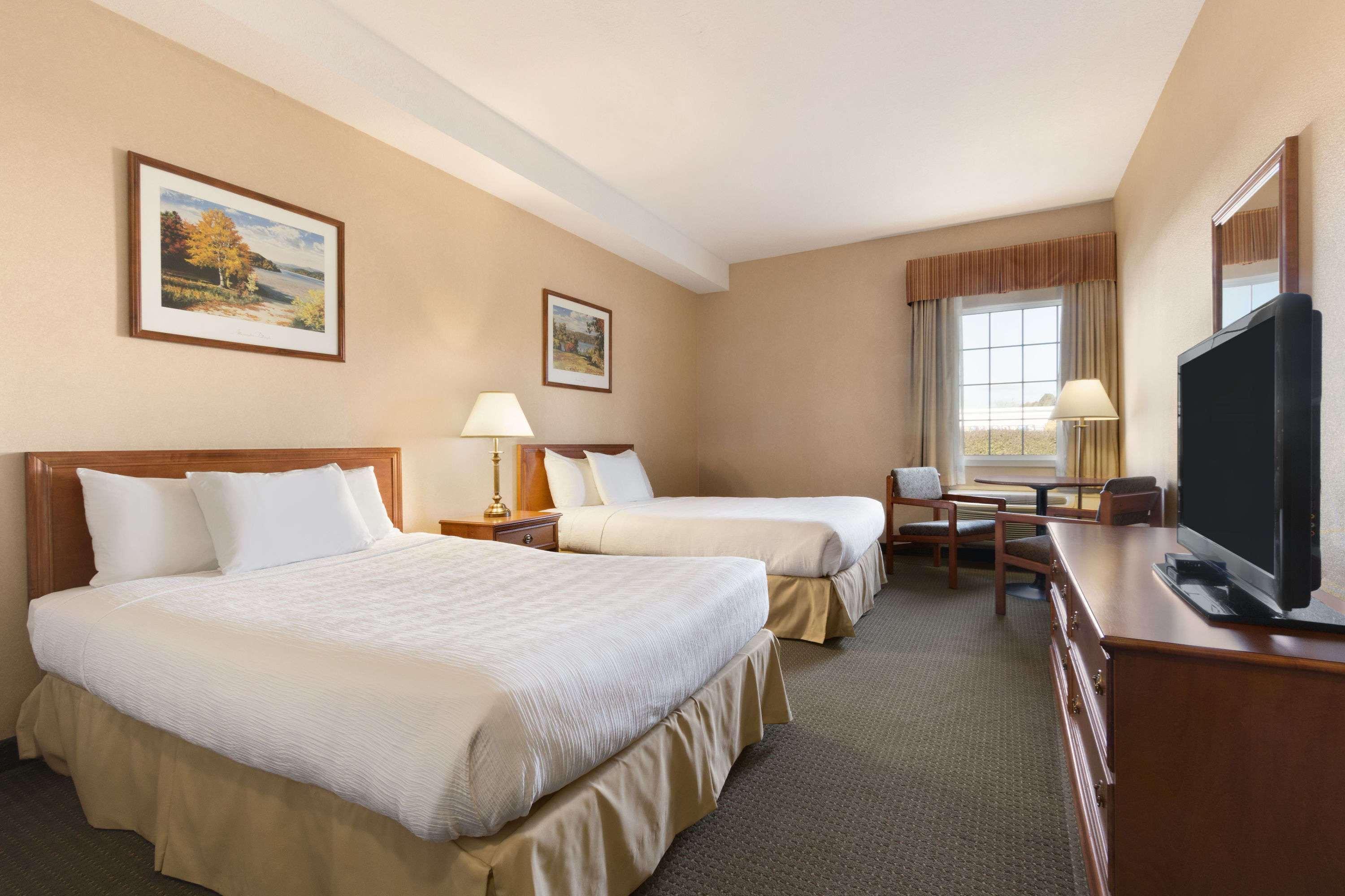 Days Inn By Wyndham Guelph Ngoại thất bức ảnh