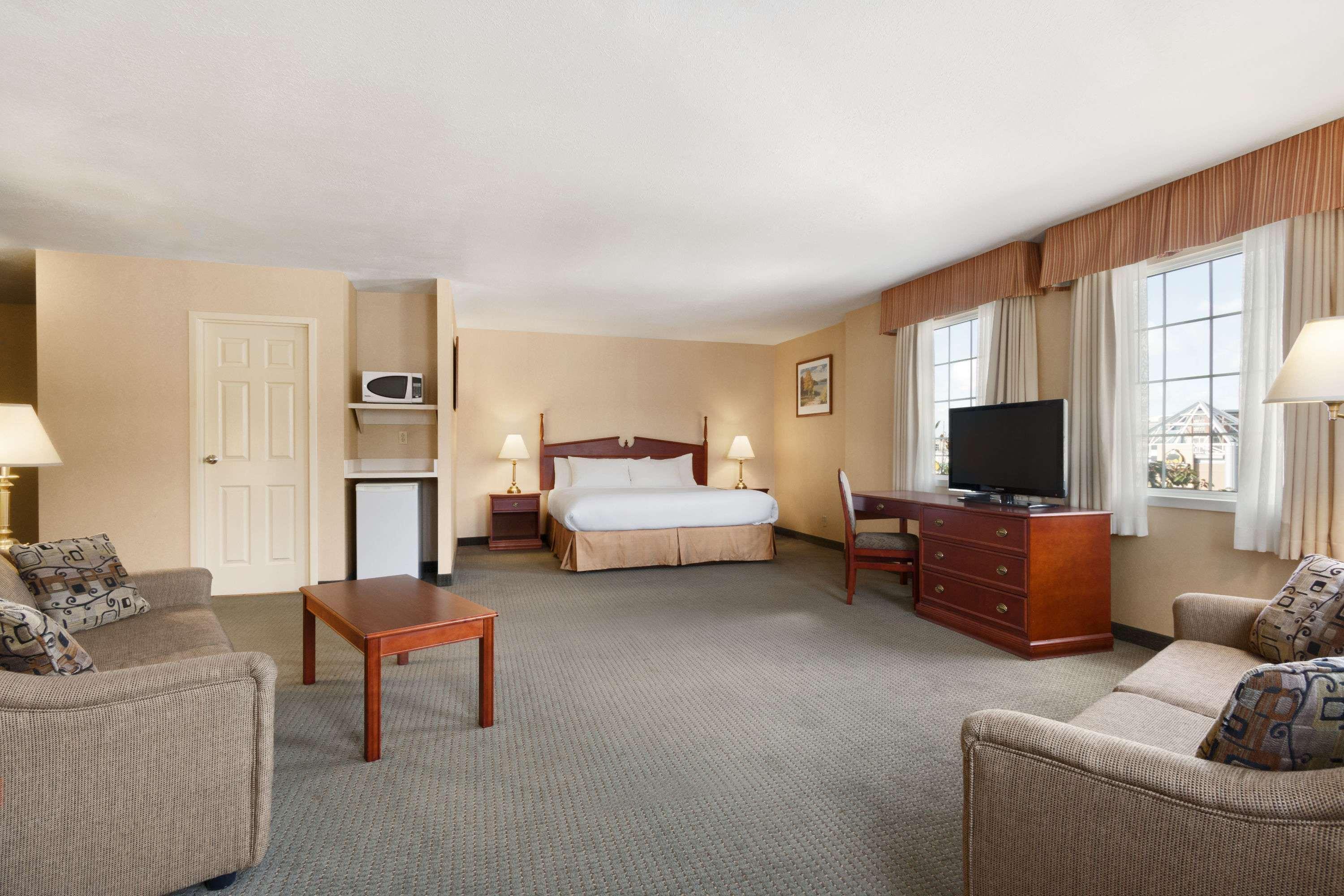 Days Inn By Wyndham Guelph Ngoại thất bức ảnh