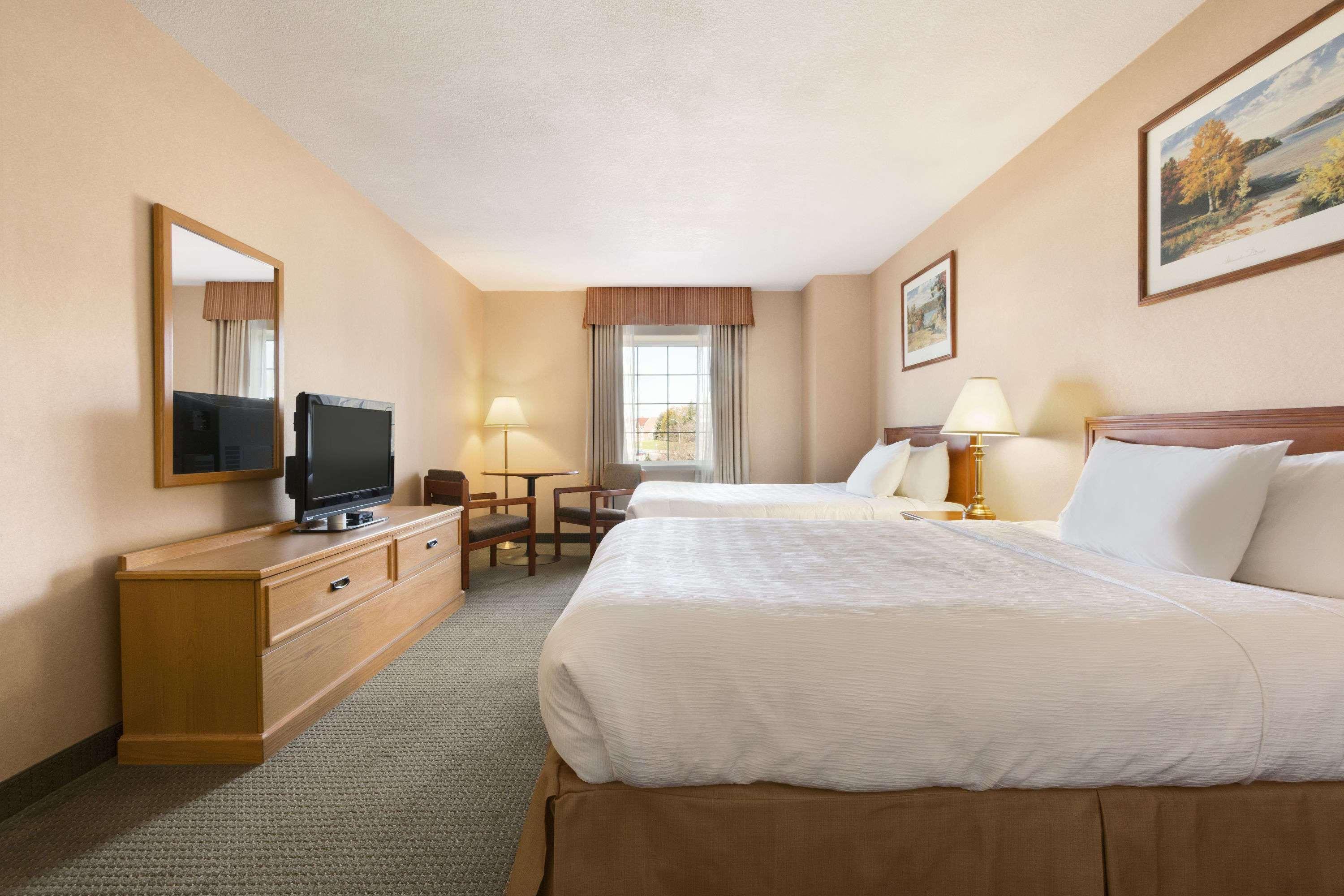 Days Inn By Wyndham Guelph Ngoại thất bức ảnh