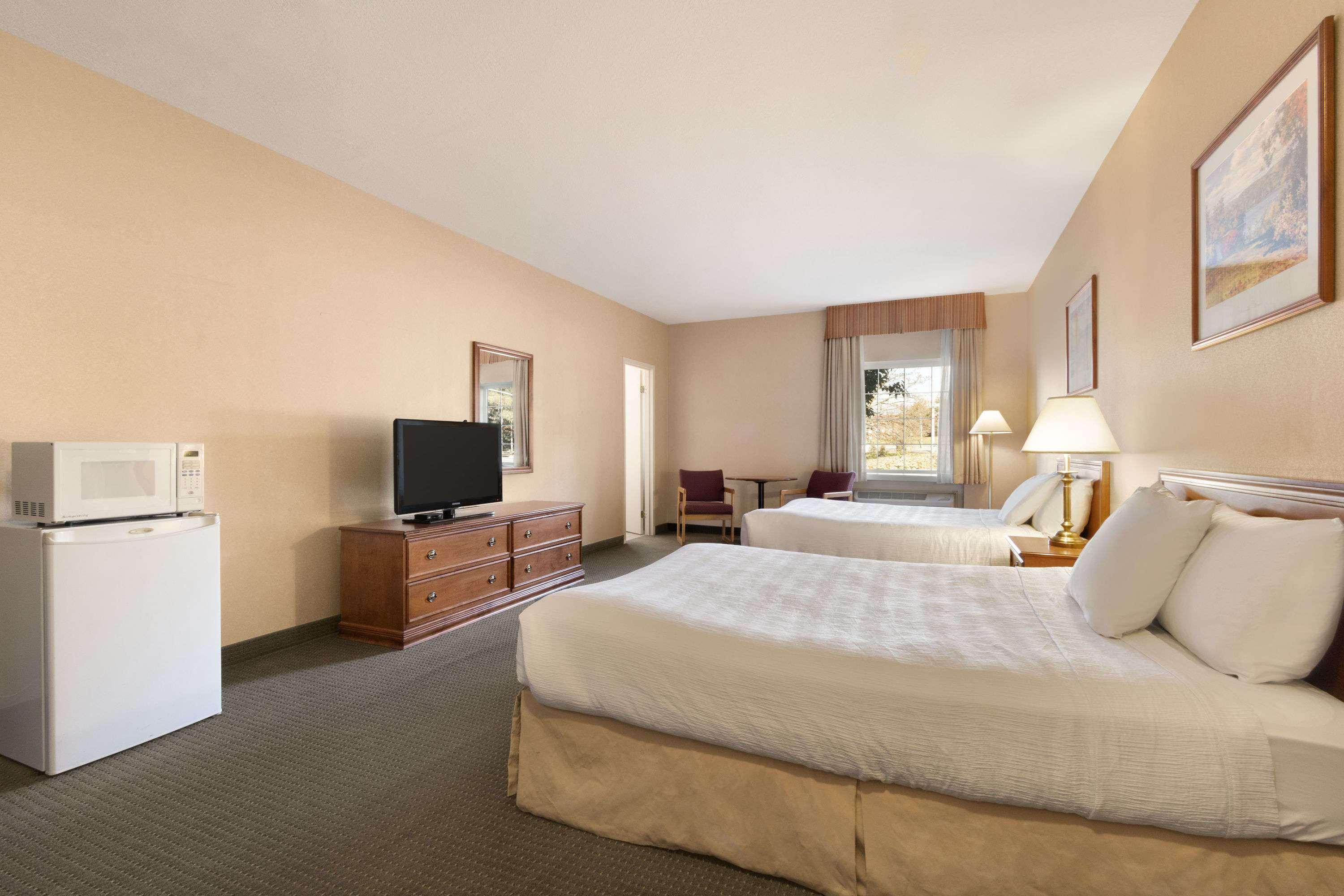 Days Inn By Wyndham Guelph Ngoại thất bức ảnh